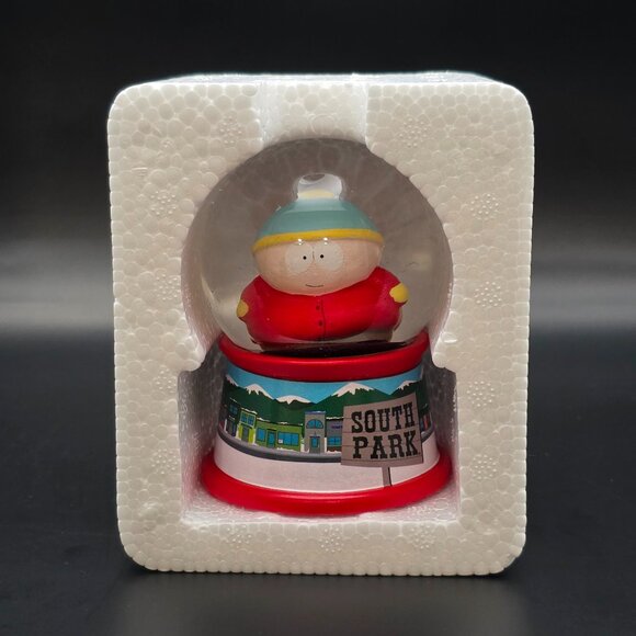 South Park Mini Snow Globe - Cartman - Picture 1 of 8